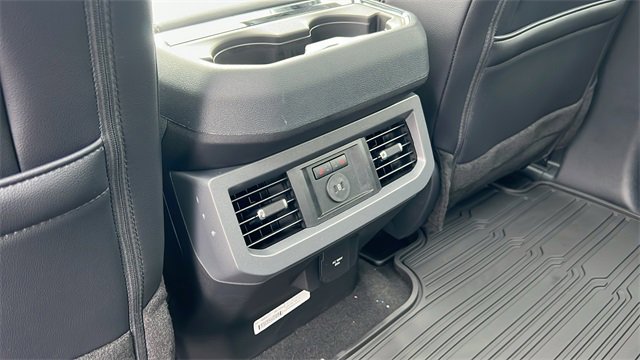 New 2025 Ford F250 Lariat w/ Lariat Ultimate Package image 20