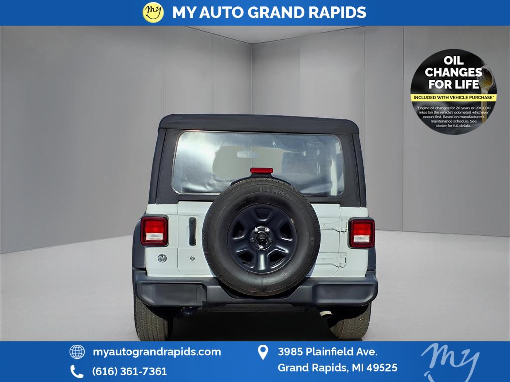 Used 2020 Jeep Wrangler Sport image 9