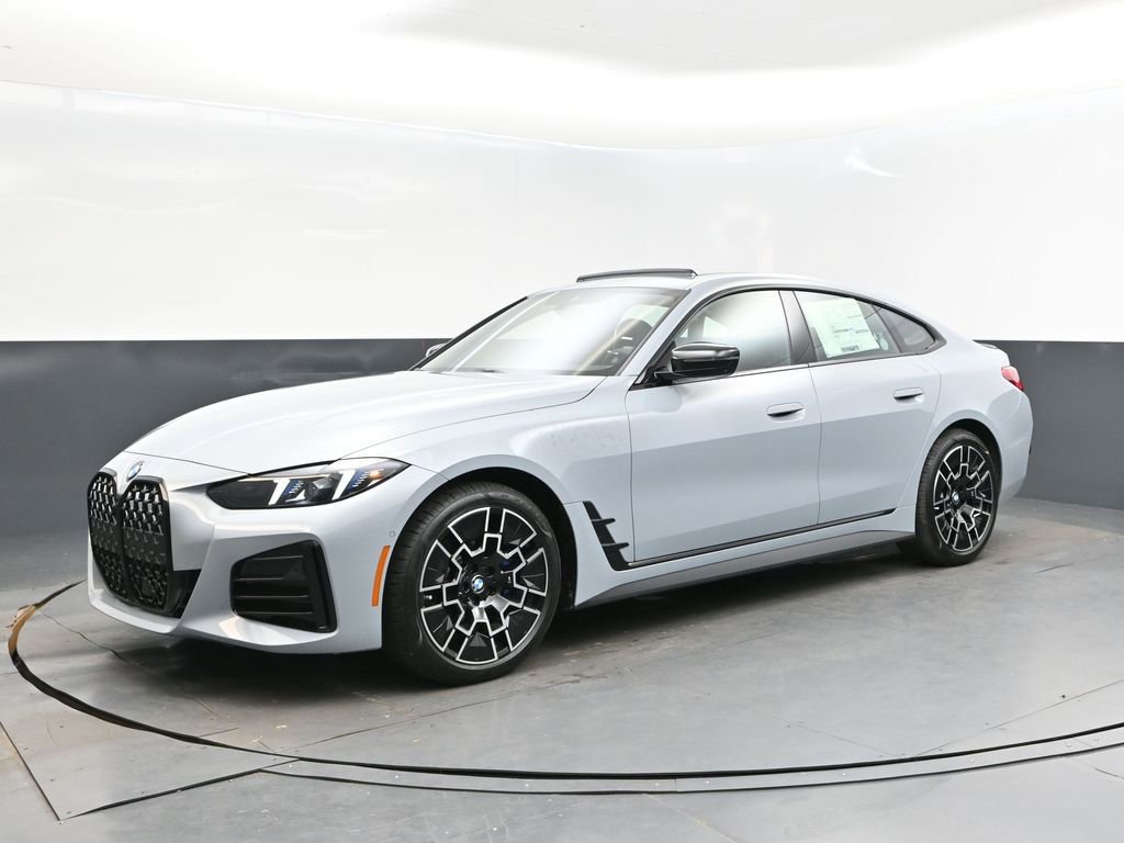 New 2026 BMW 430i w/ M Sport Package image 3