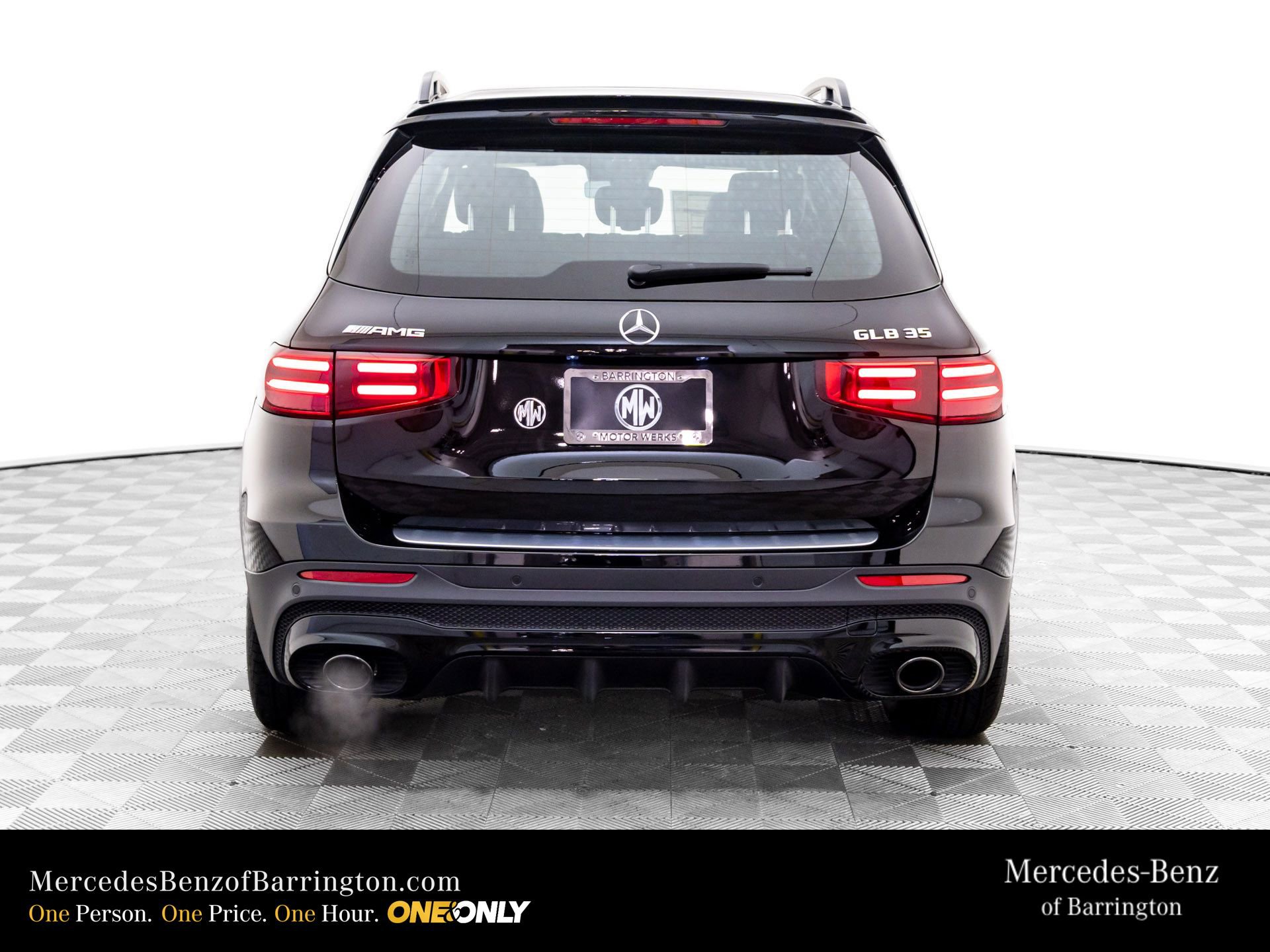 New 2026 Mercedes-Benz GLB 35 AMG 4MATIC image 4