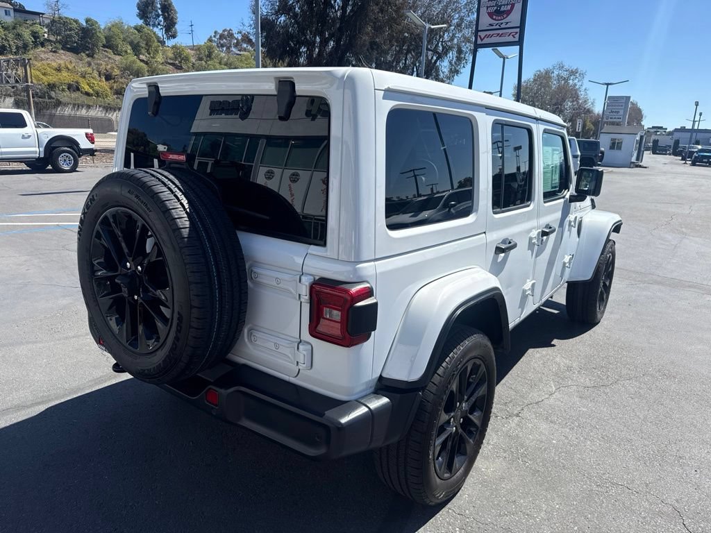 Certified 2025 Jeep Wrangler Unlimited Sahara w/ Safety Group AWD/4WD image 8