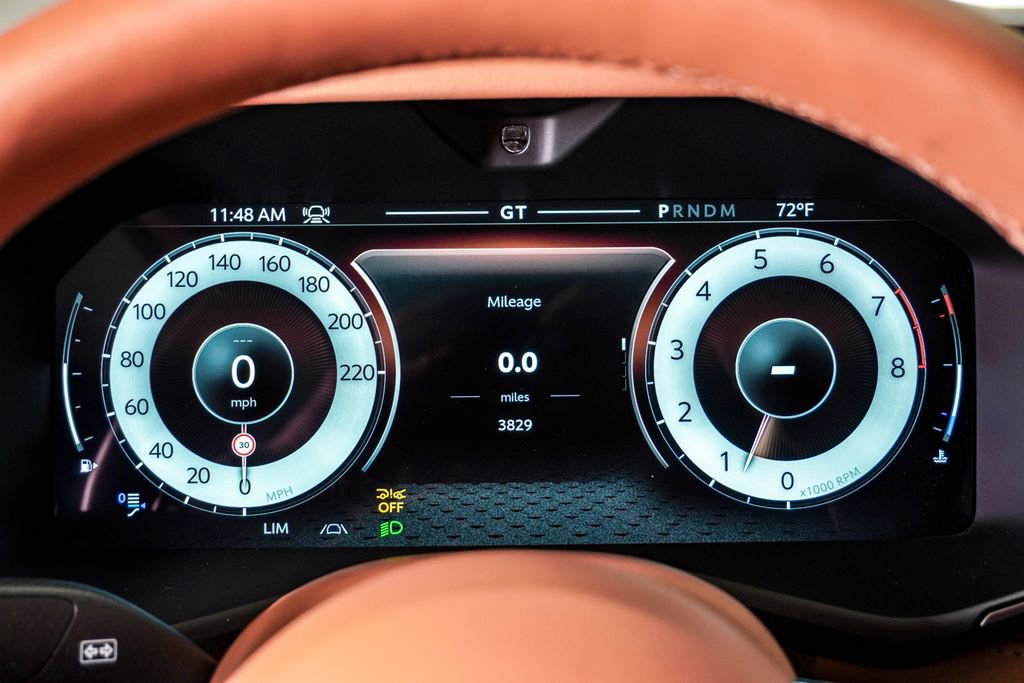 Used 2025 Aston Martin DBX 707 image 26