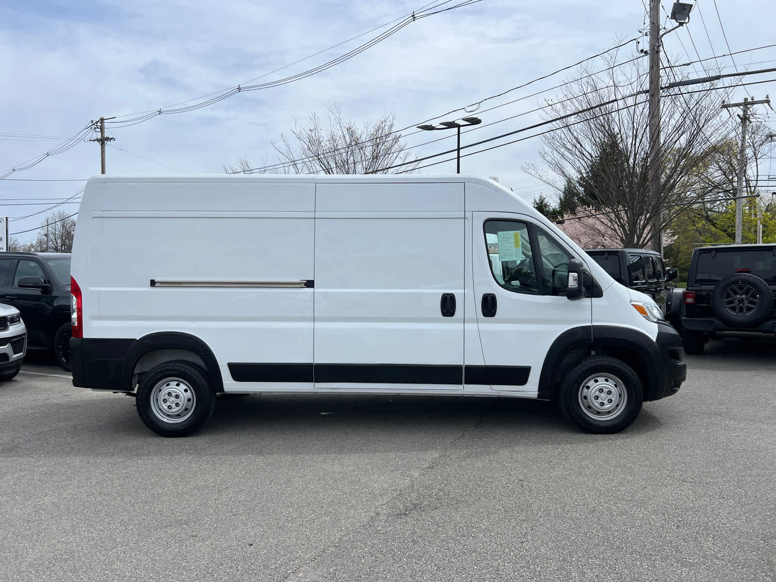 Used 2023 RAM ProMaster 2500 FWD image 7