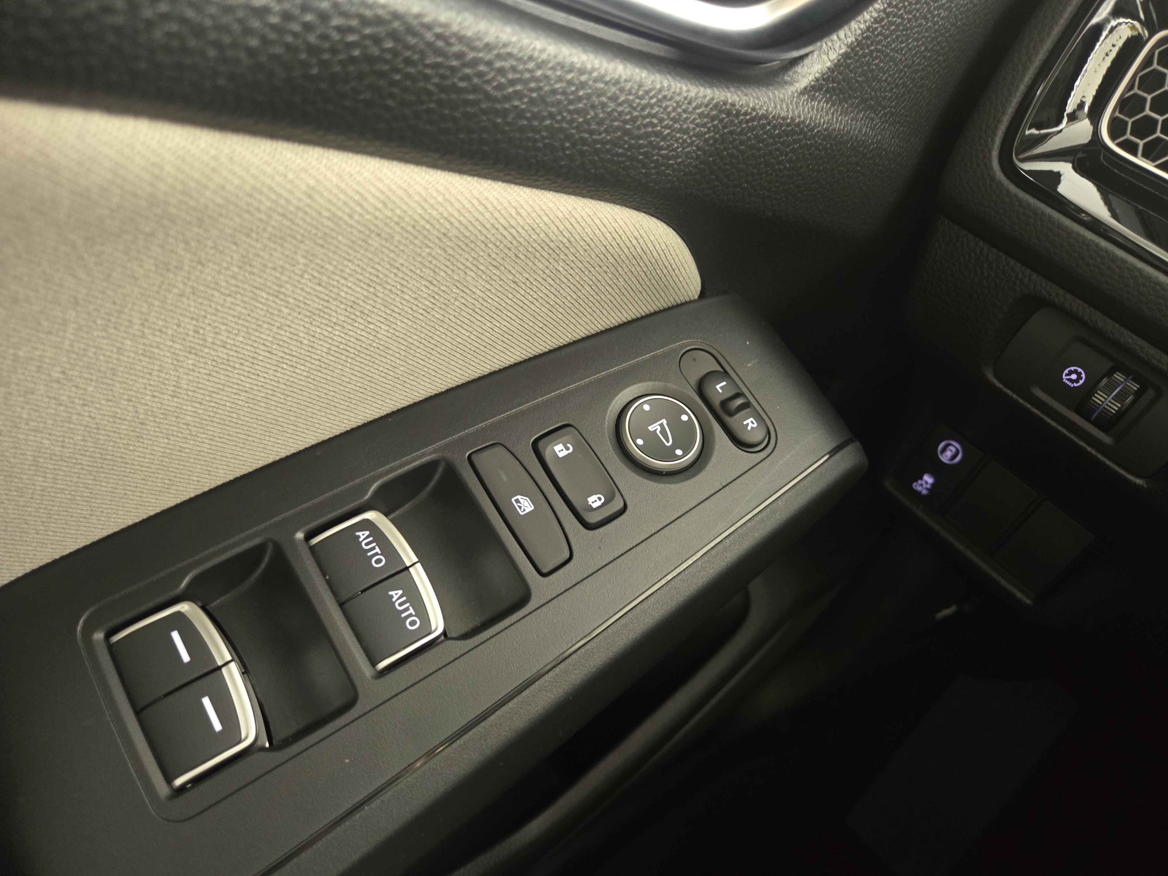 Used 2024 Honda Civic EX image 30