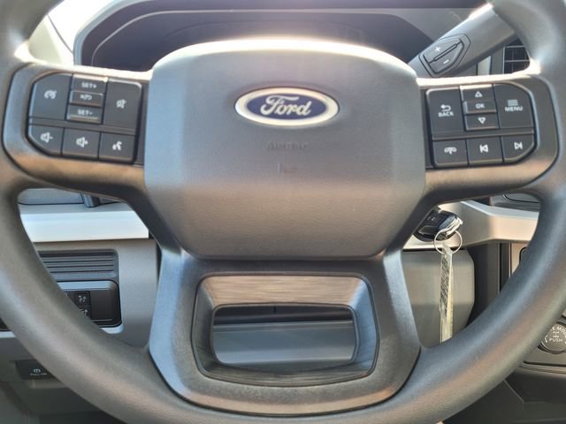 New 2026 Ford F250 XL w/ XL Chrome Package image 18