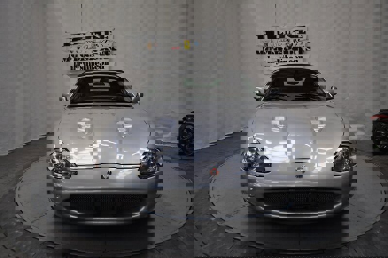 Used 2001 Jaguar XKR Convertible image 8