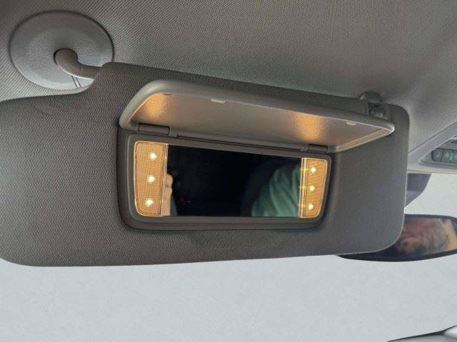 Used 2022 GMC Terrain SLE w/ Driver Convenience Package FWD image 38