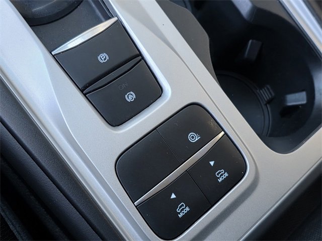 Used 2023 Ford Explorer XLT image 25