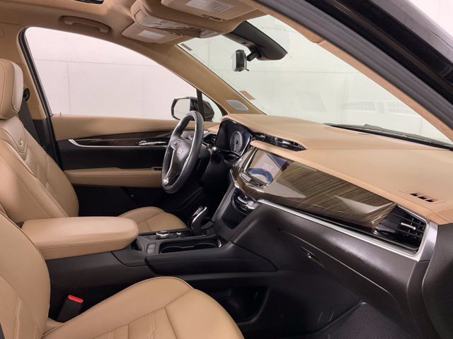 Certified 2025 Cadillac XT6 Premium Luxury w/ Platinum Package AWD/4WD image 28
