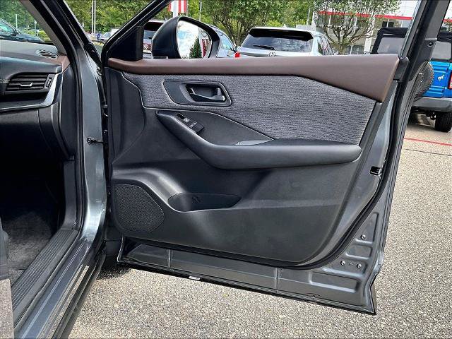 Certified 2023 Nissan Rogue S AWD/4WD image 12
