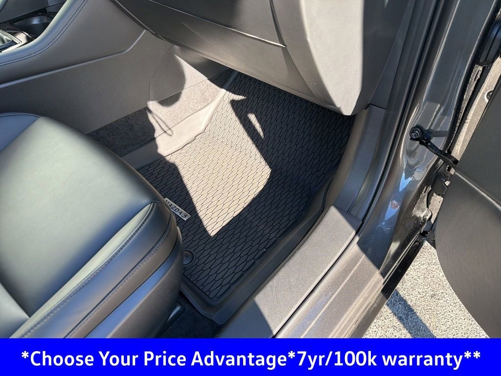 Used 2025 MAZDA MAZDA3 s image 25
