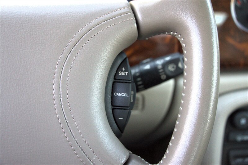 Used 1998 Jaguar XK8 Coupe RWD image 15