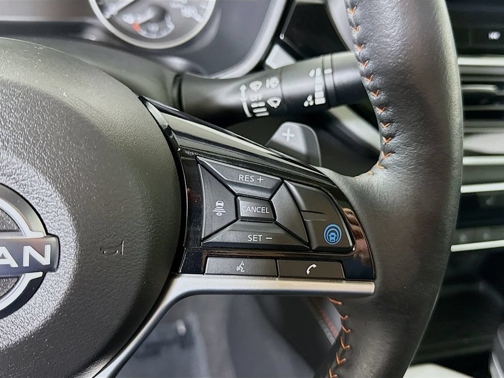 Used 2024 Nissan Altima 2.0 SR FWD image 25