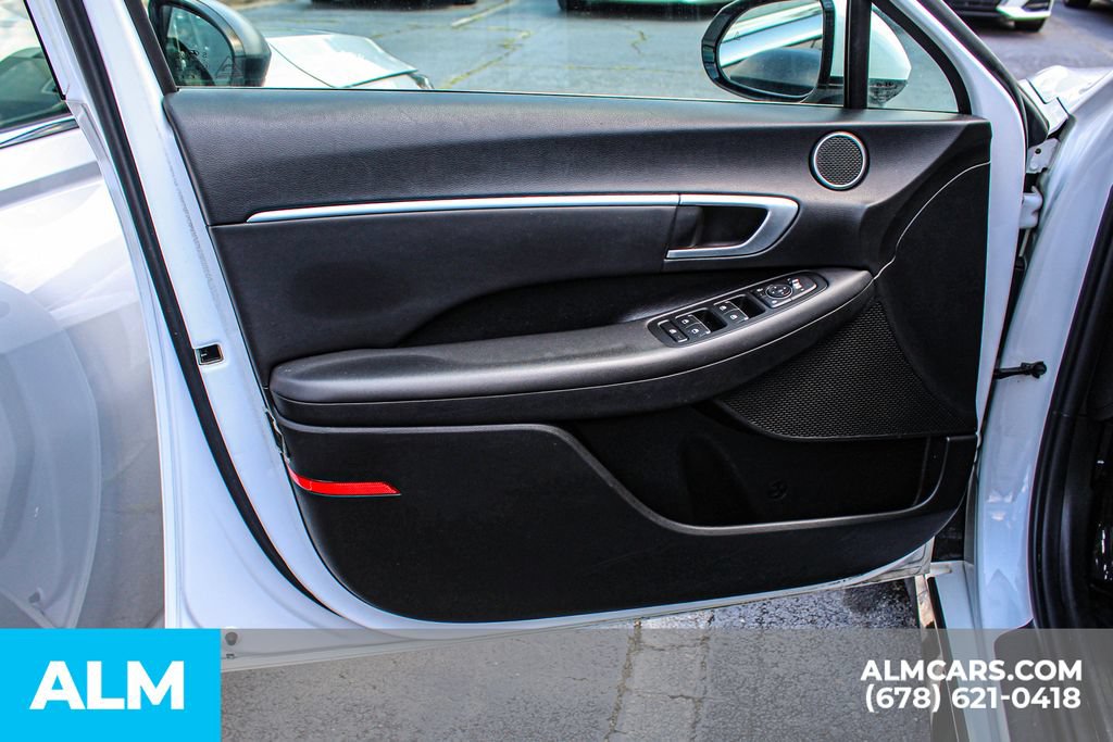 Used 2025 Hyundai Sonata SEL FWD image 33