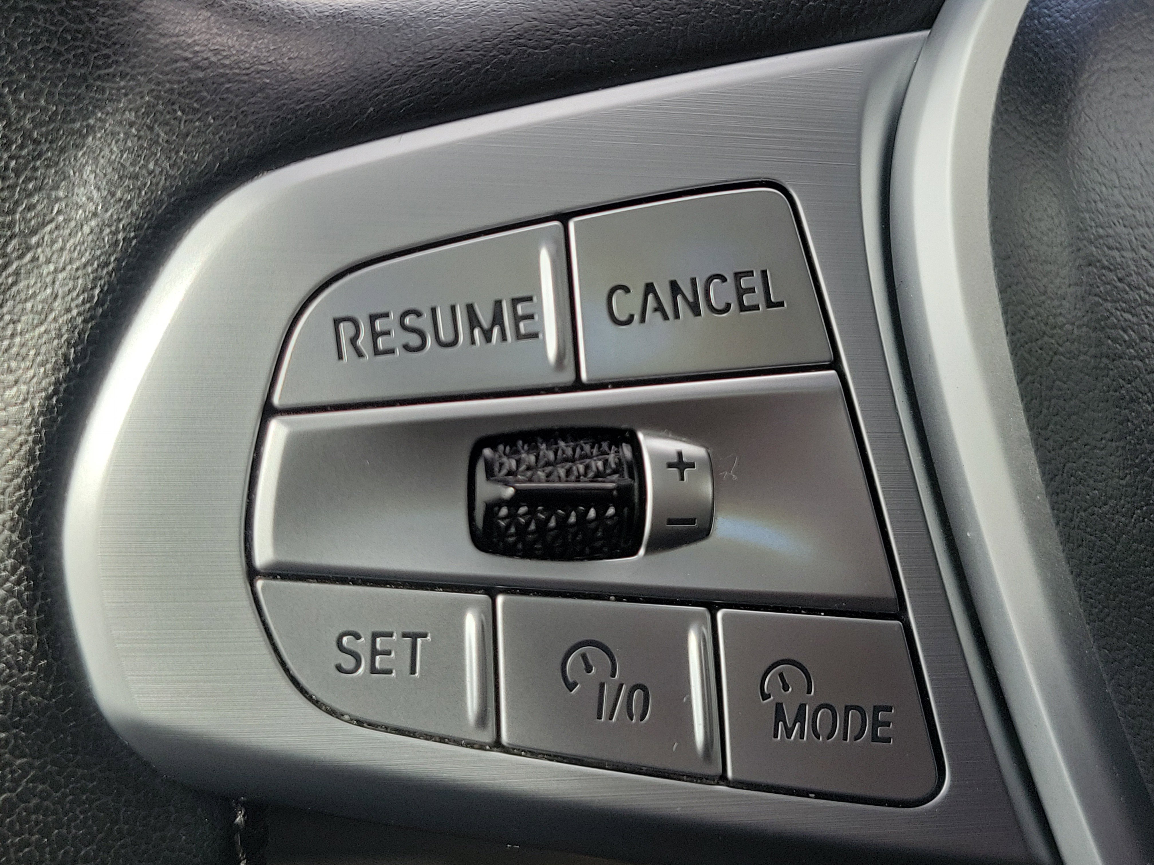 Used 2024 BMW X7 xDrive40i image 28