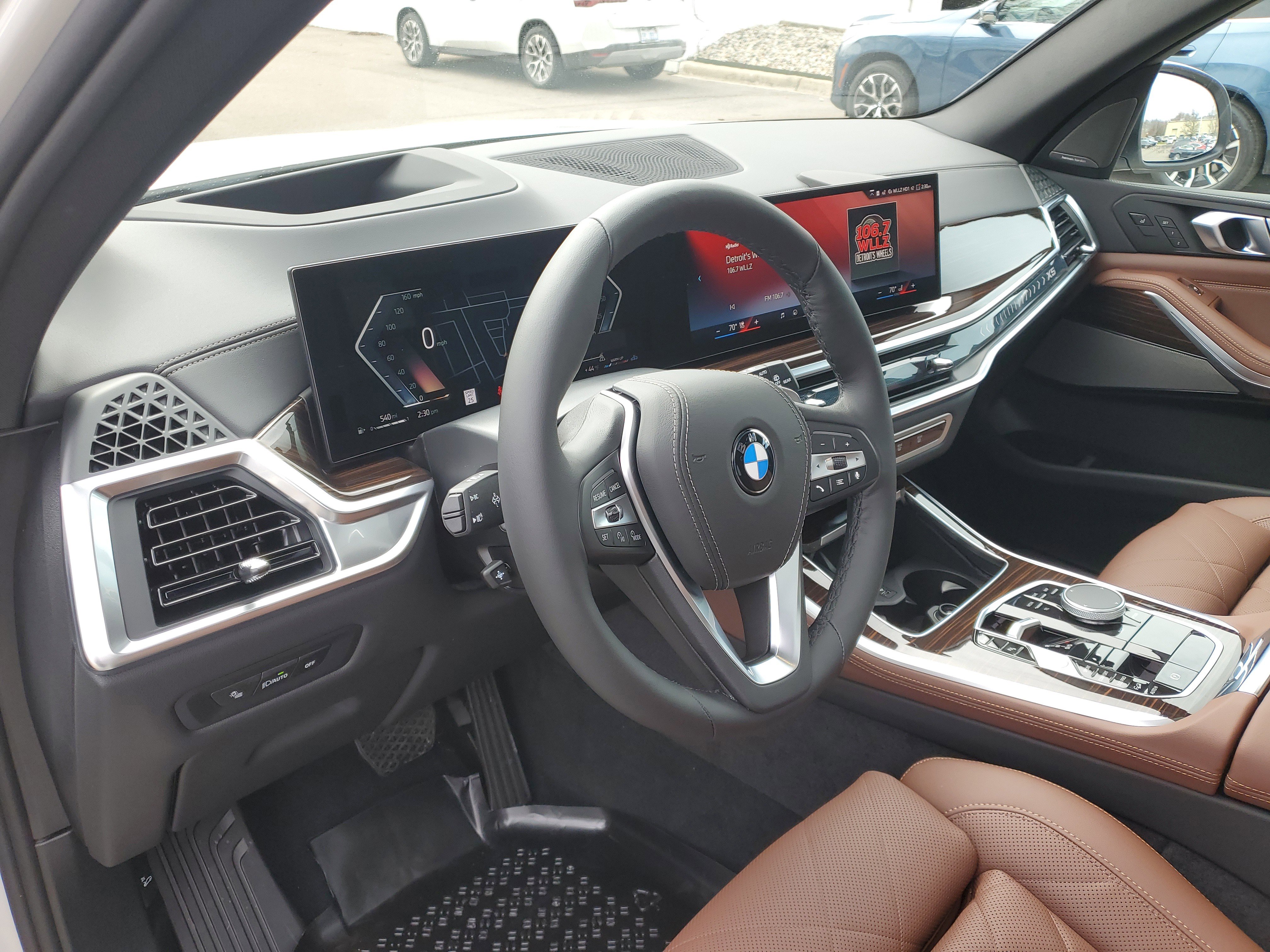 New 2026 BMW X5 xDrive40i AWD/4WD image 10