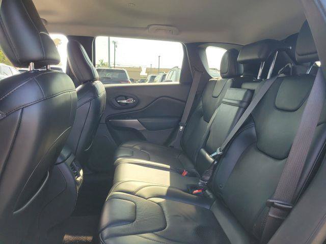 Used 2019 Jeep Cherokee Limited FWD image 12