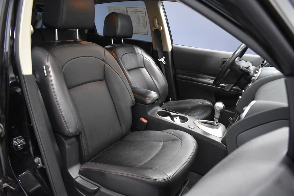 Used 2013 Nissan Rogue SL AWD/4WD image 11