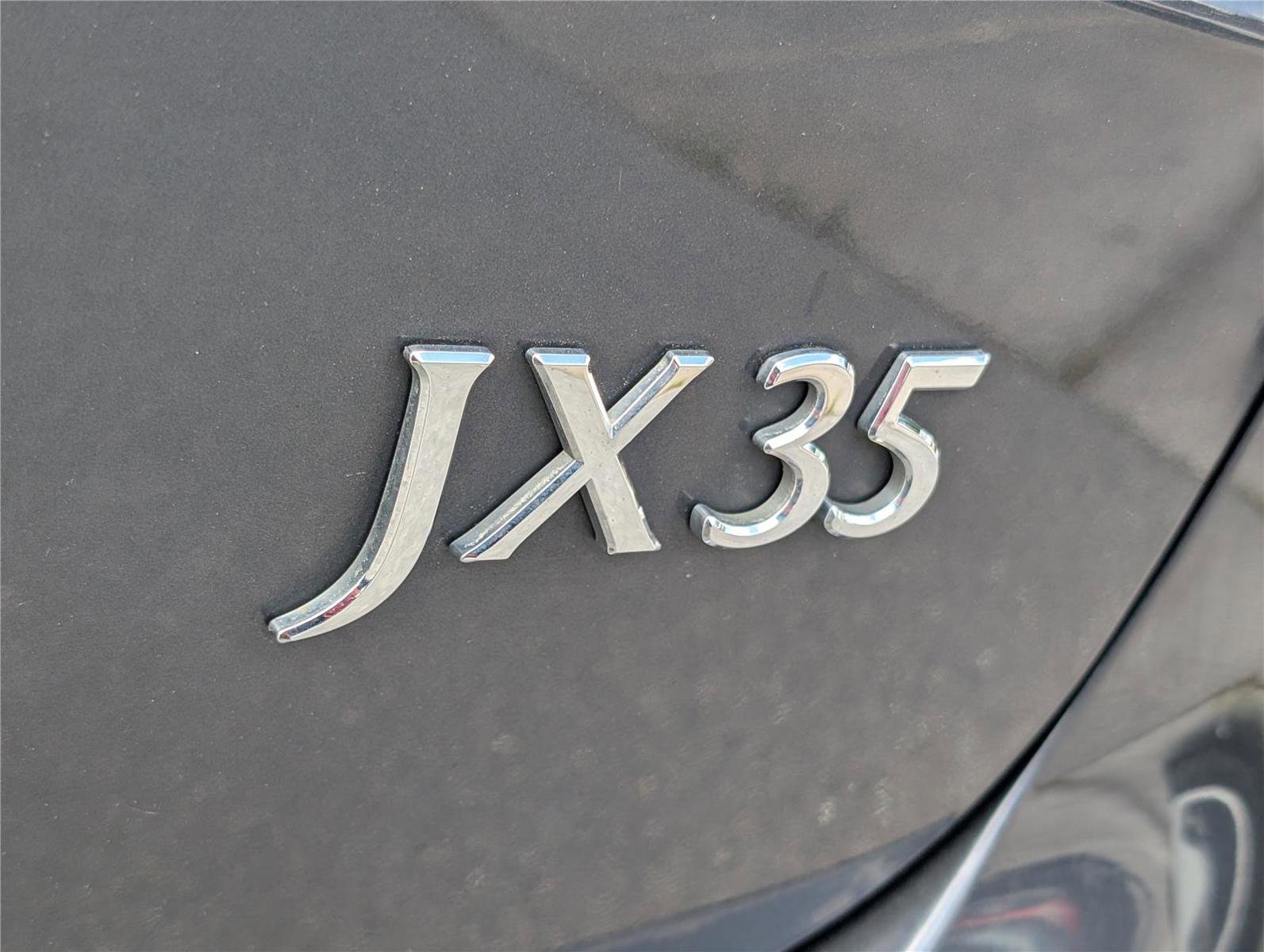 Used 2013 INFINITI JX35 AWD w/ Premium Pkg image 9