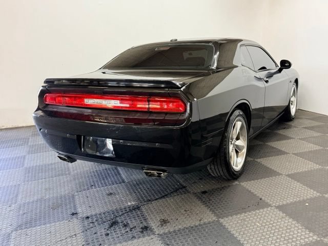 Used 2014 Dodge Challenger R/T RWD image 11