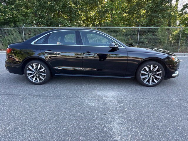 Used 2022 Audi A4 2.0T Premium Plus w/ Premium Plus Package AWD/4WD image 12