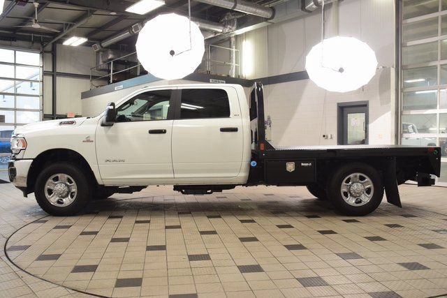 Used 2024 RAM 3500 SLT w/ Quick Order Package 2YG SLT AWD/4WD image 3