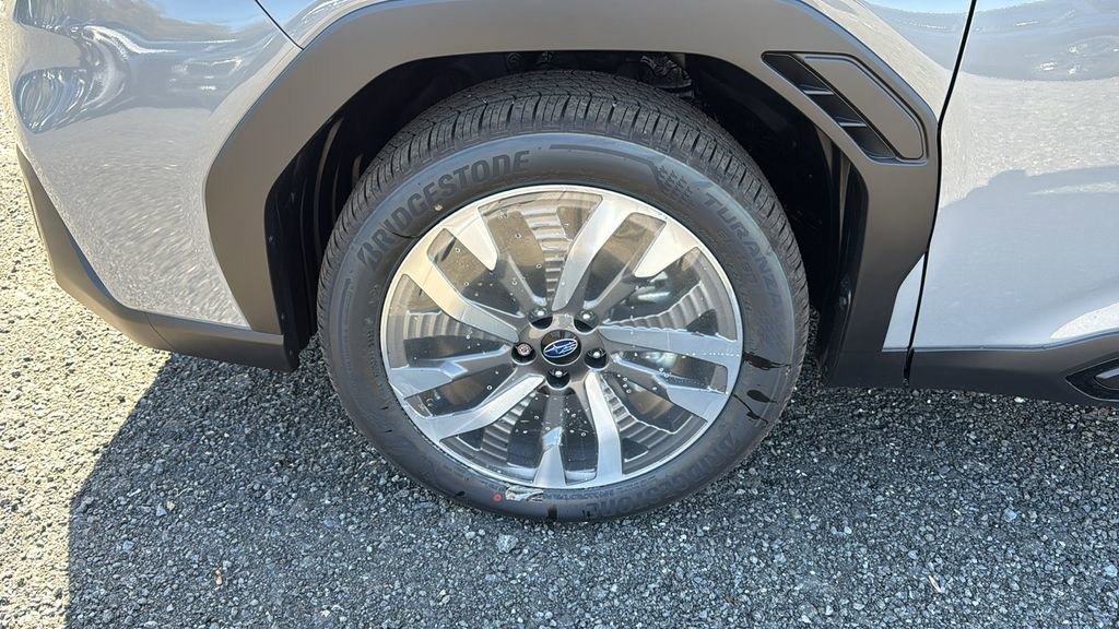 New 2025 Subaru Forester Touring image 5