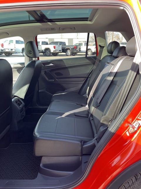 Used 2018 Volkswagen Tiguan SE image 28