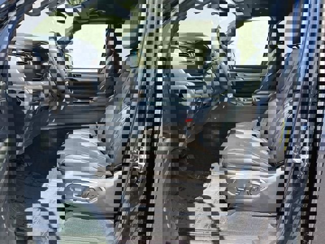 New 2025 Jeep Wagoneer 4WD w/ HD Trailer Tow Package image 6