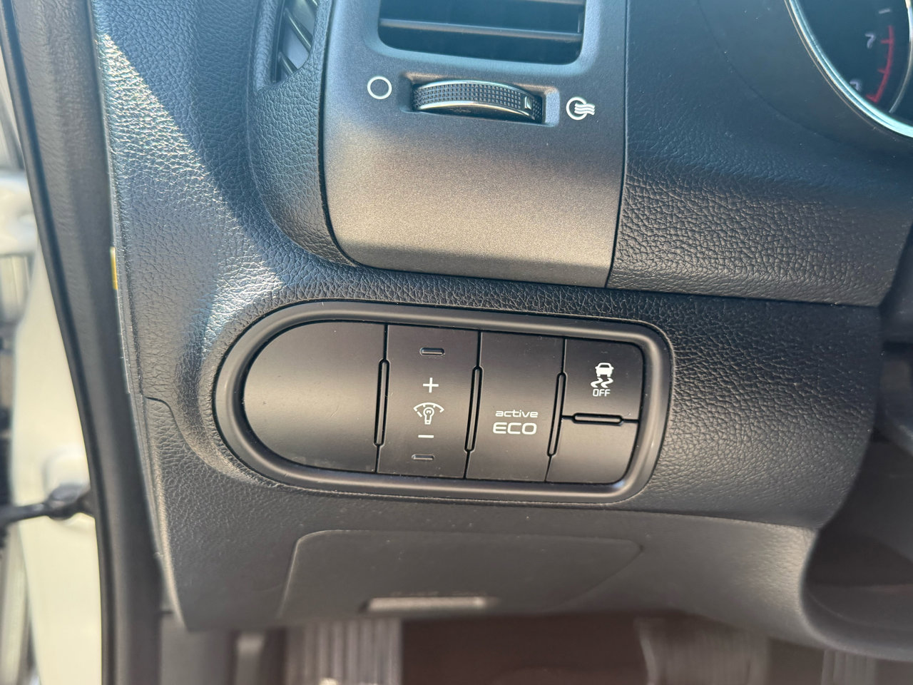 Used 2016 Kia Forte LX w/ LX Popular Plus Package image 21