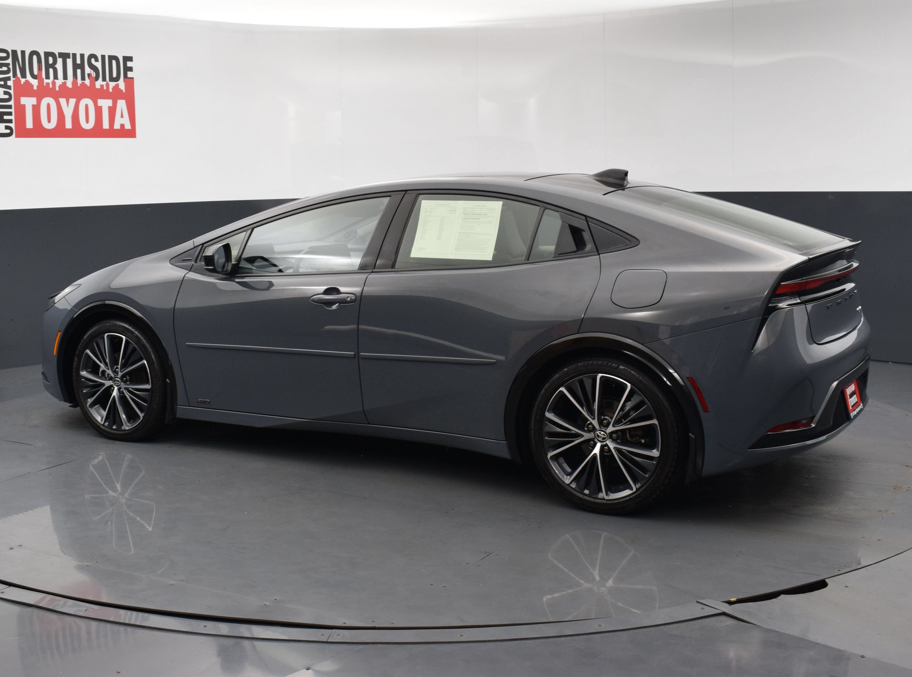 Used 2023 Toyota Prius Limited AWD/4WD image 2
