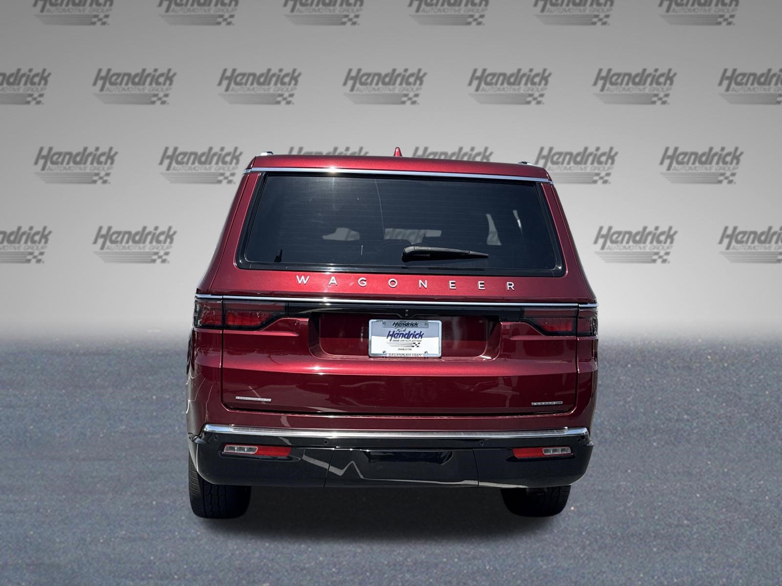 Used 2022 Jeep Wagoneer Series II AWD/4WD image 8