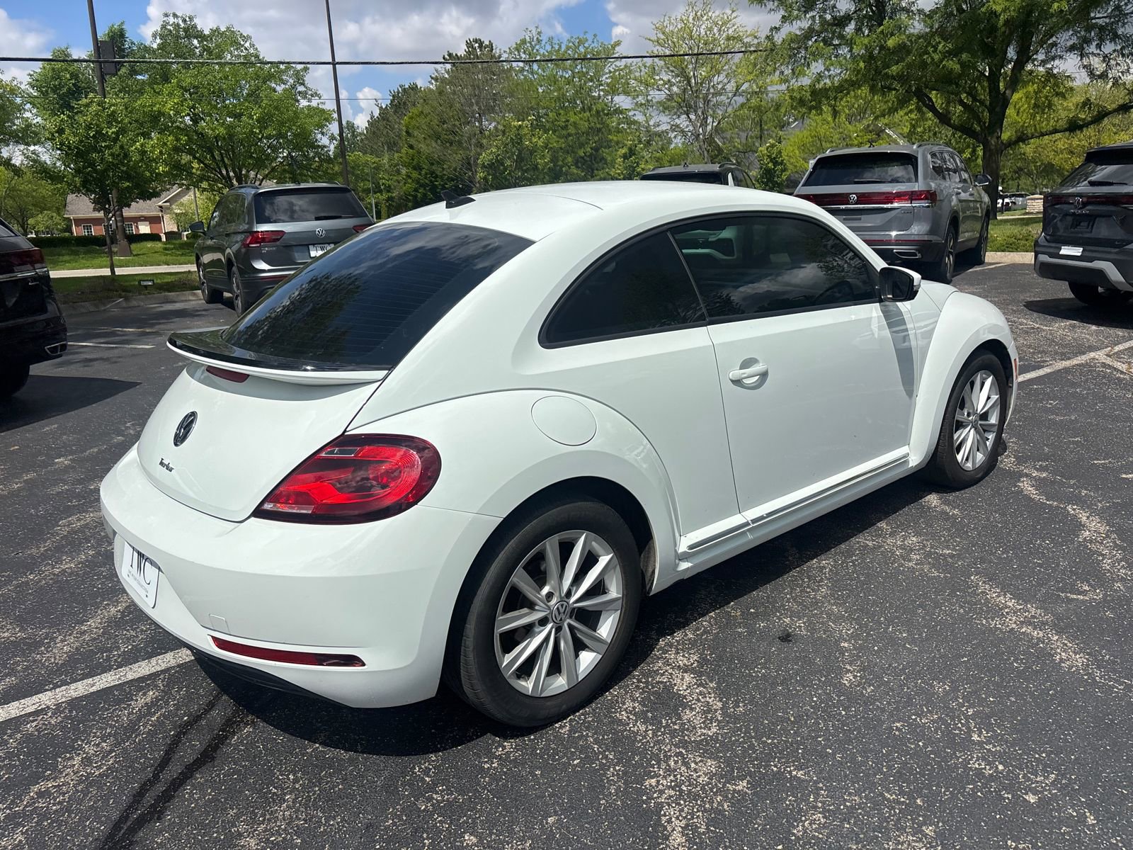 Used 2018 Volkswagen Beetle 2.0T S w/ Style & Comfort Package For S FWD image 5