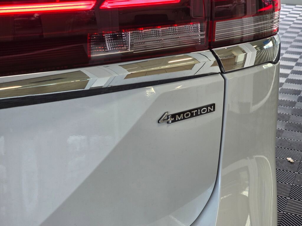 New 2026 Volkswagen Atlas SEL Premium R-Line image 15