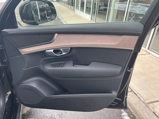 Certified 2025 Volvo XC90 B5 Plus image 14