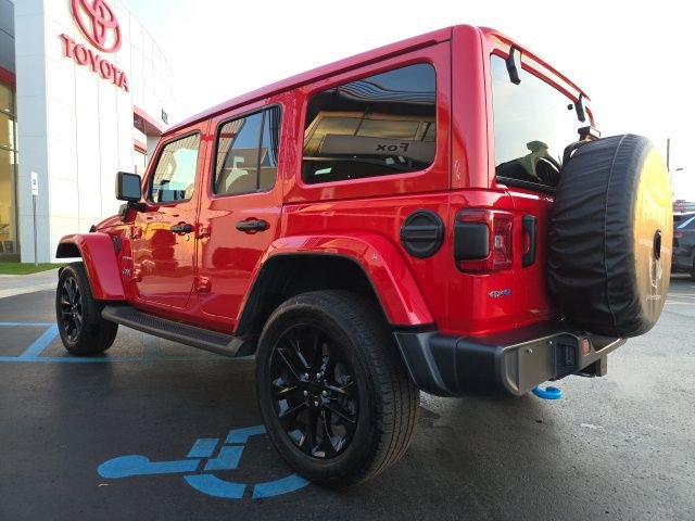 Used 2023 Jeep Wrangler Unlimited Sahara w/ Cold Weather Group image 5