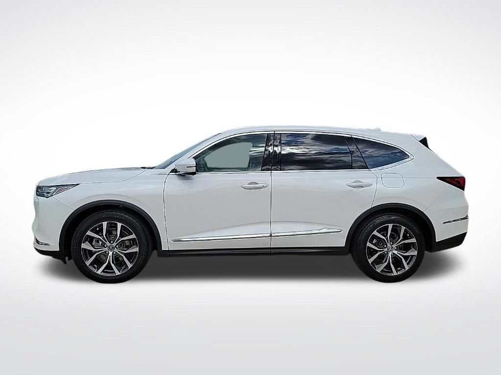 Used 2023 Acura MDX w/ Technology Package AWD/4WD image 2