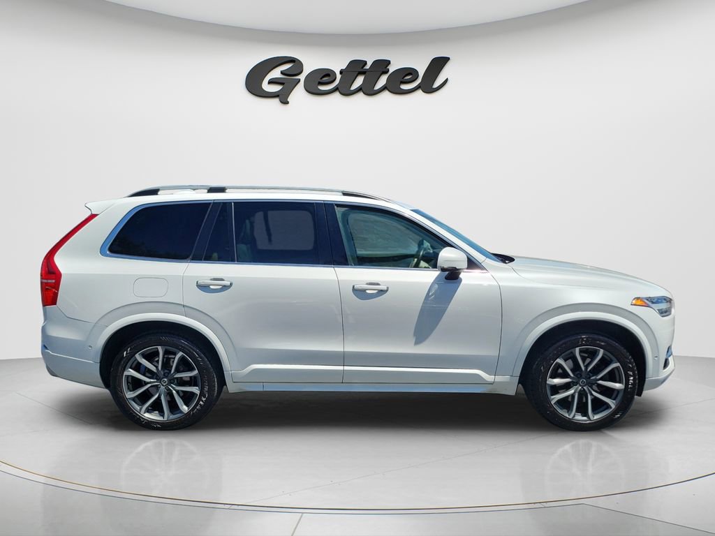 Used 2018 Volvo XC90 T6 Momentum w/ Convenience Package image 5