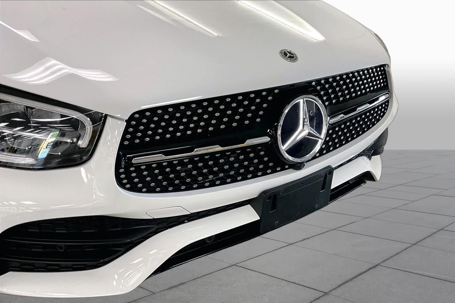 Certified 2022 Mercedes-Benz GLC 300 4MATIC Coupe image 32