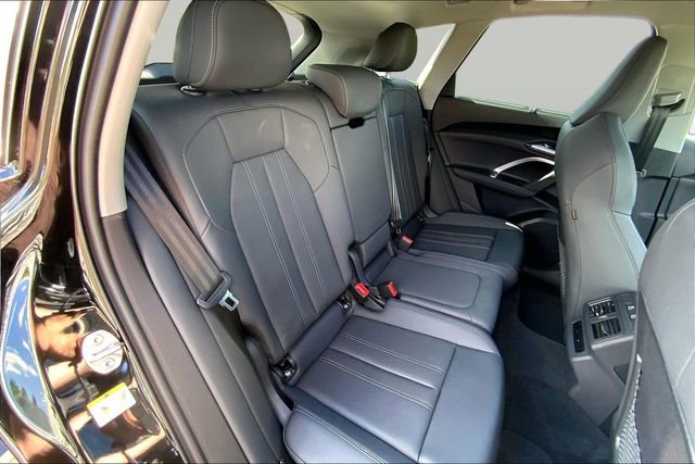 Used 2025 Audi Q5 Premium w/ Premium Plus AWD/4WD image 19