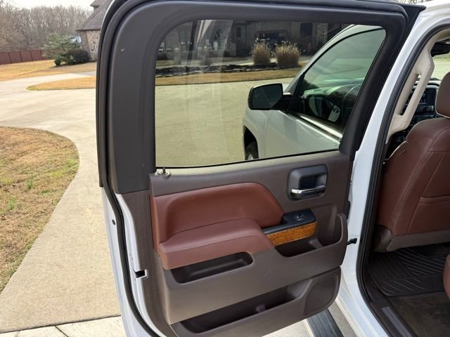 Used 2017 Chevrolet Silverado 1500 High Country image 19