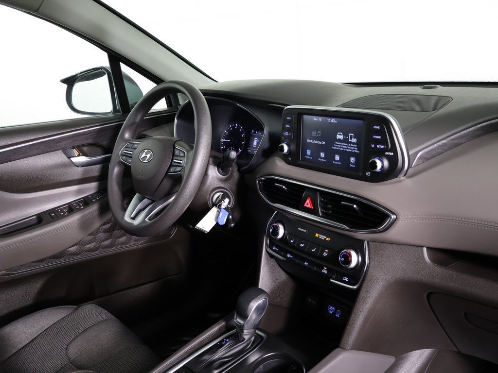 Used 2020 Hyundai Santa Fe SE image 22