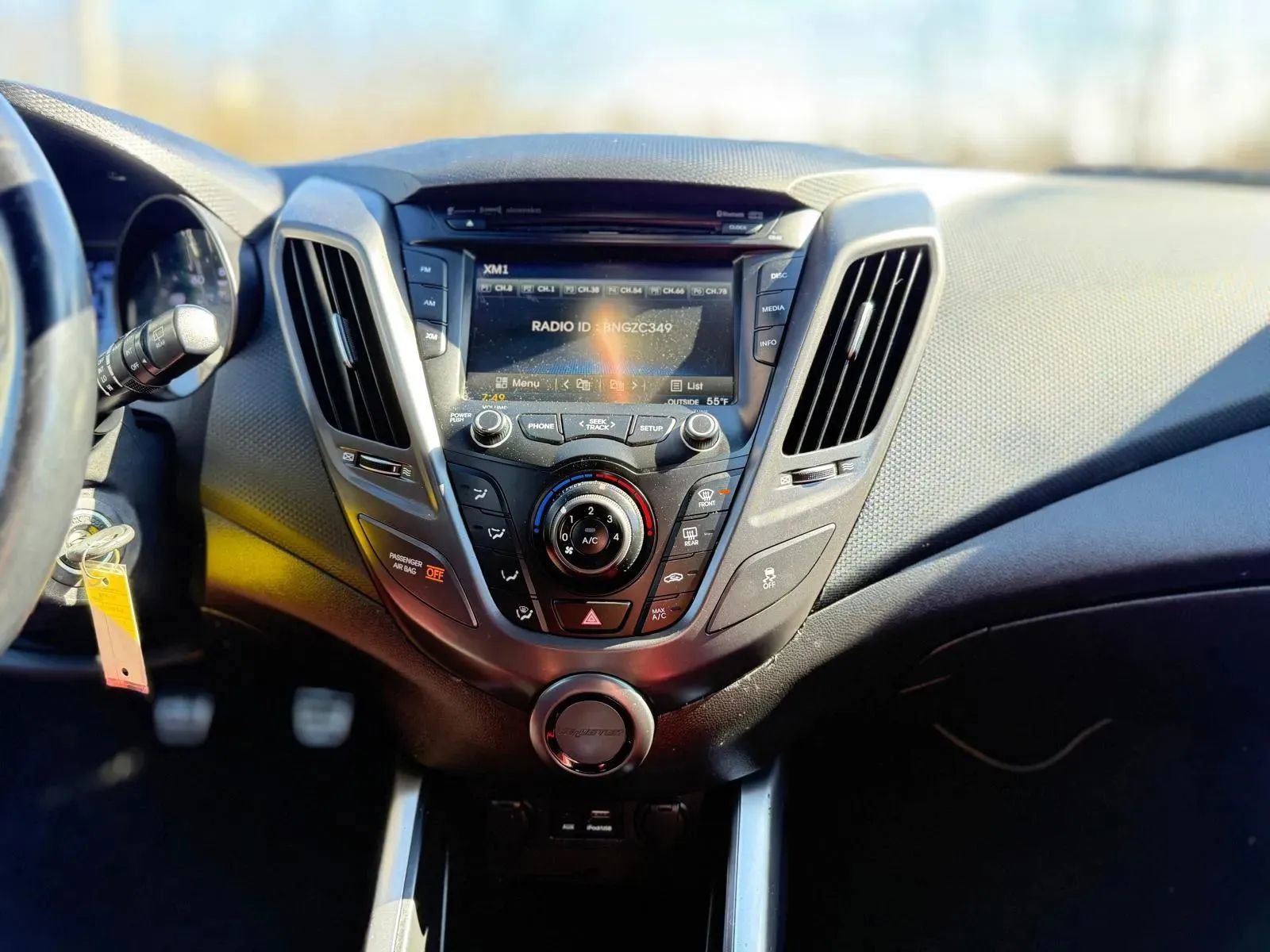 Used 2015 Hyundai Veloster Turbo R-Spec image 19