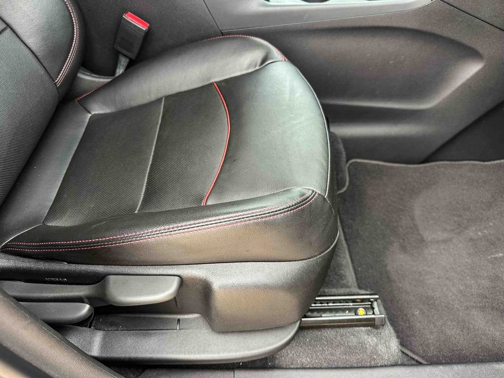 Certified 2022 Chevrolet Equinox RS w/ RS Leather Package image 24