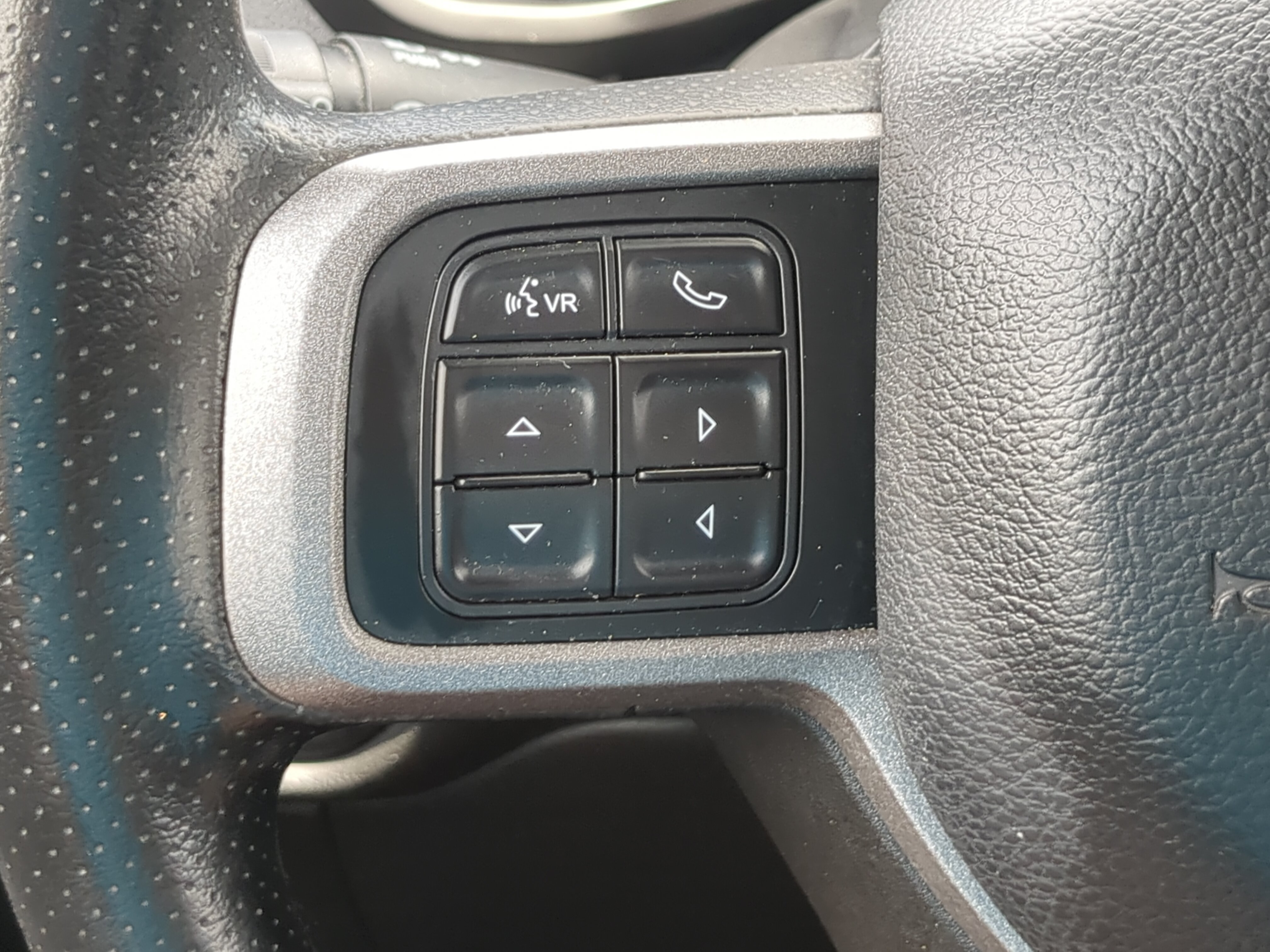Used 2022 RAM 5500 Tradesman w/ Chrome Appearance Group RWD image 20