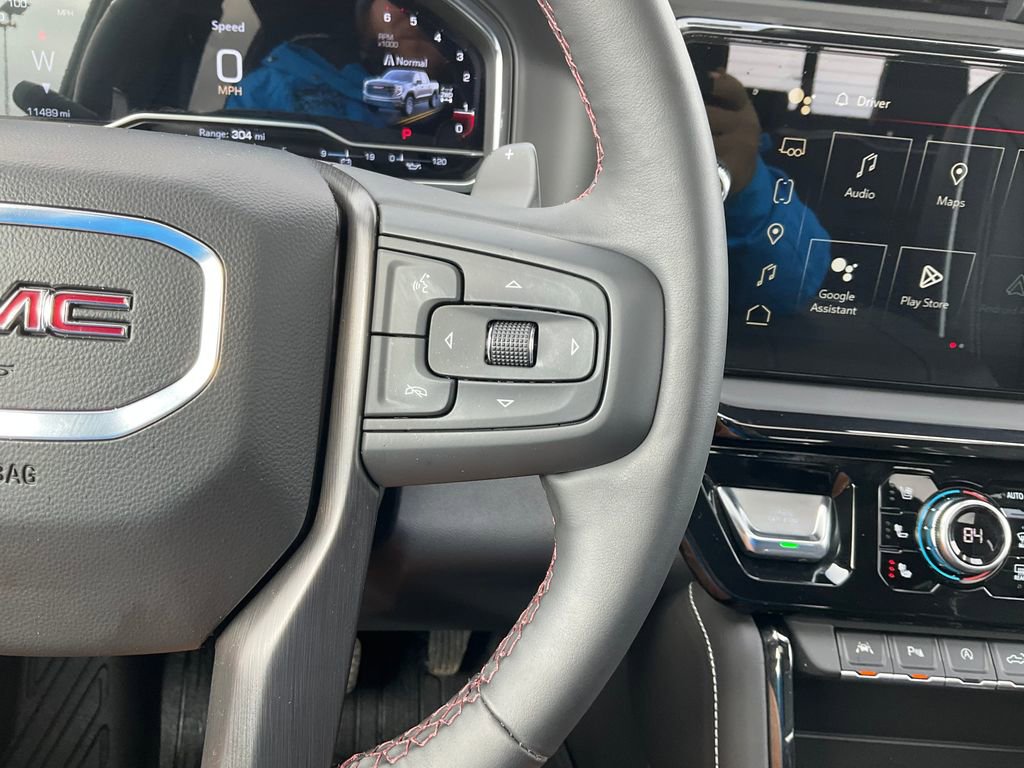 Used 2025 GMC Sierra 1500 AT4X image 7