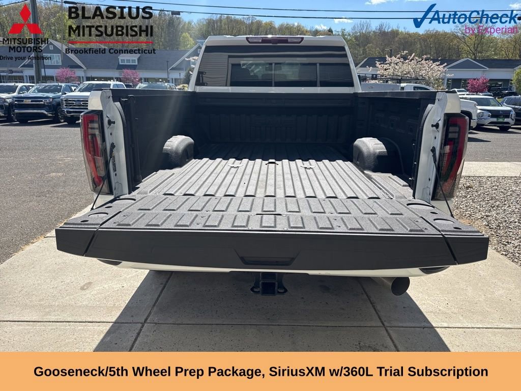 Used 2025 GMC Sierra 2500 AT4 AWD/4WD image 13