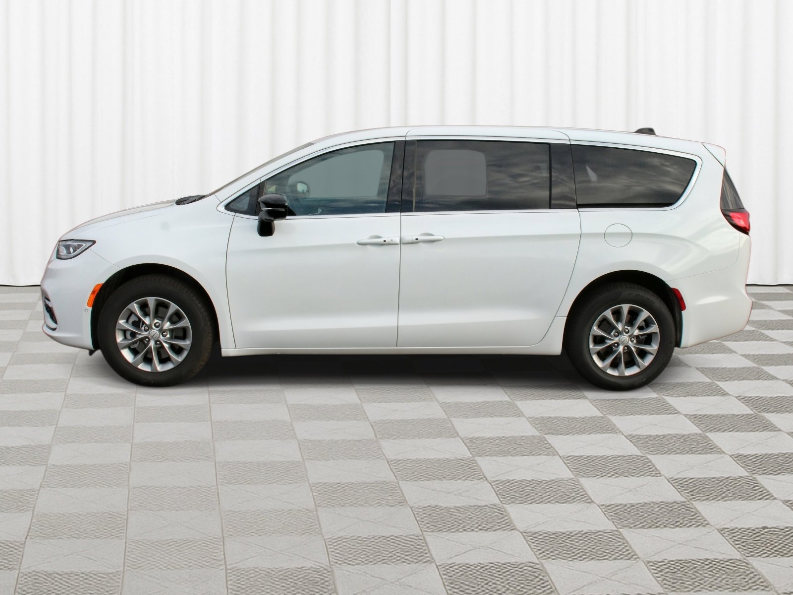 New 2026 Chrysler Pacifica Select image 37