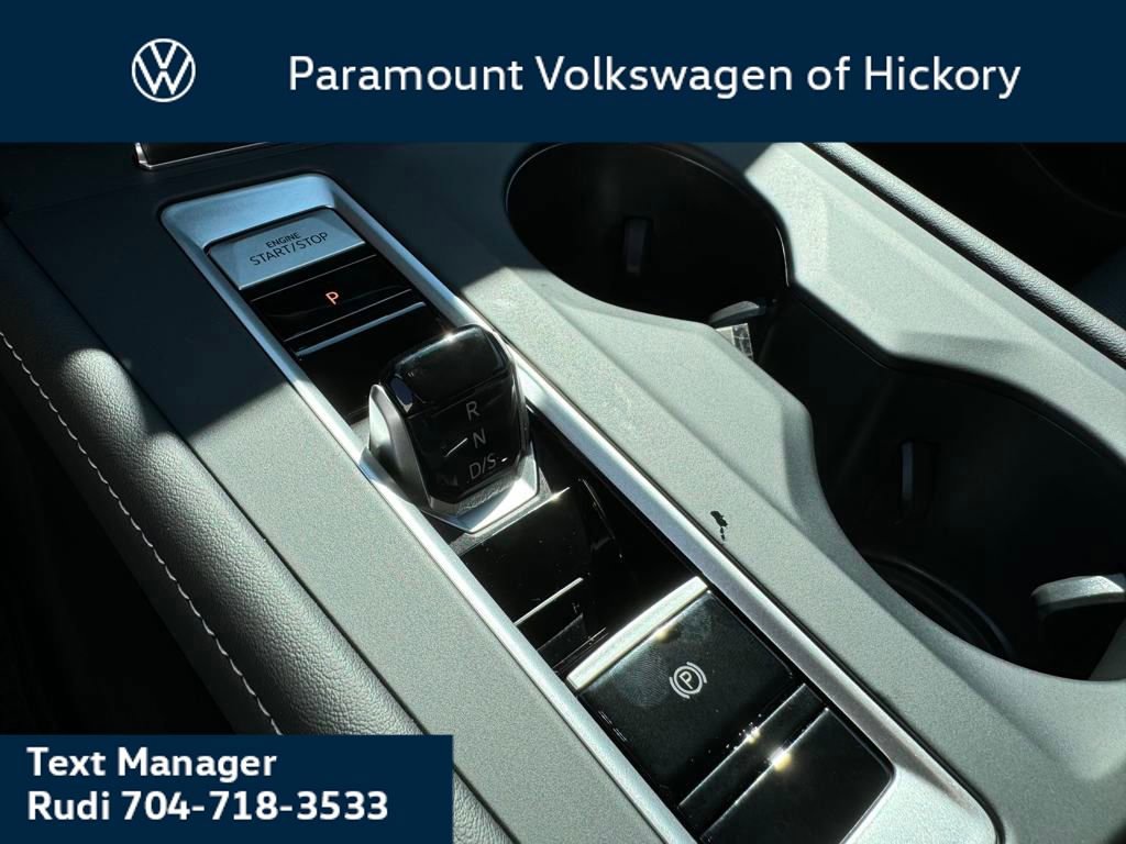 New 2026 Volkswagen Atlas SE image 13