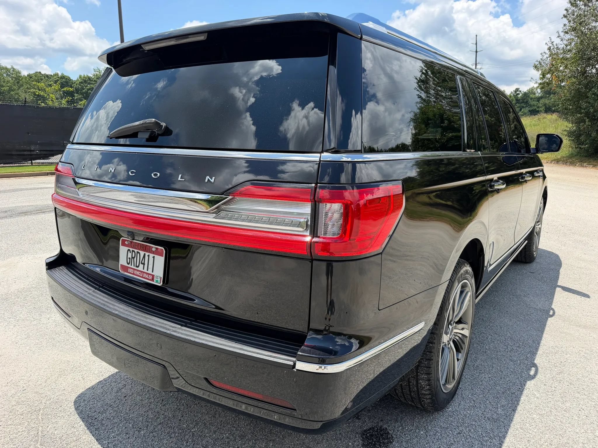 Used 2019 Lincoln Navigator L Reserve w/ Cargo Package AWD/4WD image 5